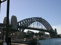 0030  L'Harbour Bridge di Sydney.