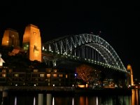0110  L'Harbour Bridge di sera.
