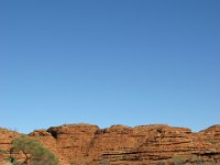 0074  Una pozza d'acqua sulla cima della montagna.